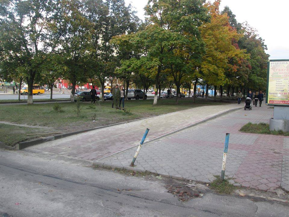 Велодорожка на улице Харьковская в Сумах